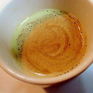 バリスタで　シナモン香る抹茶カフェラテ♪